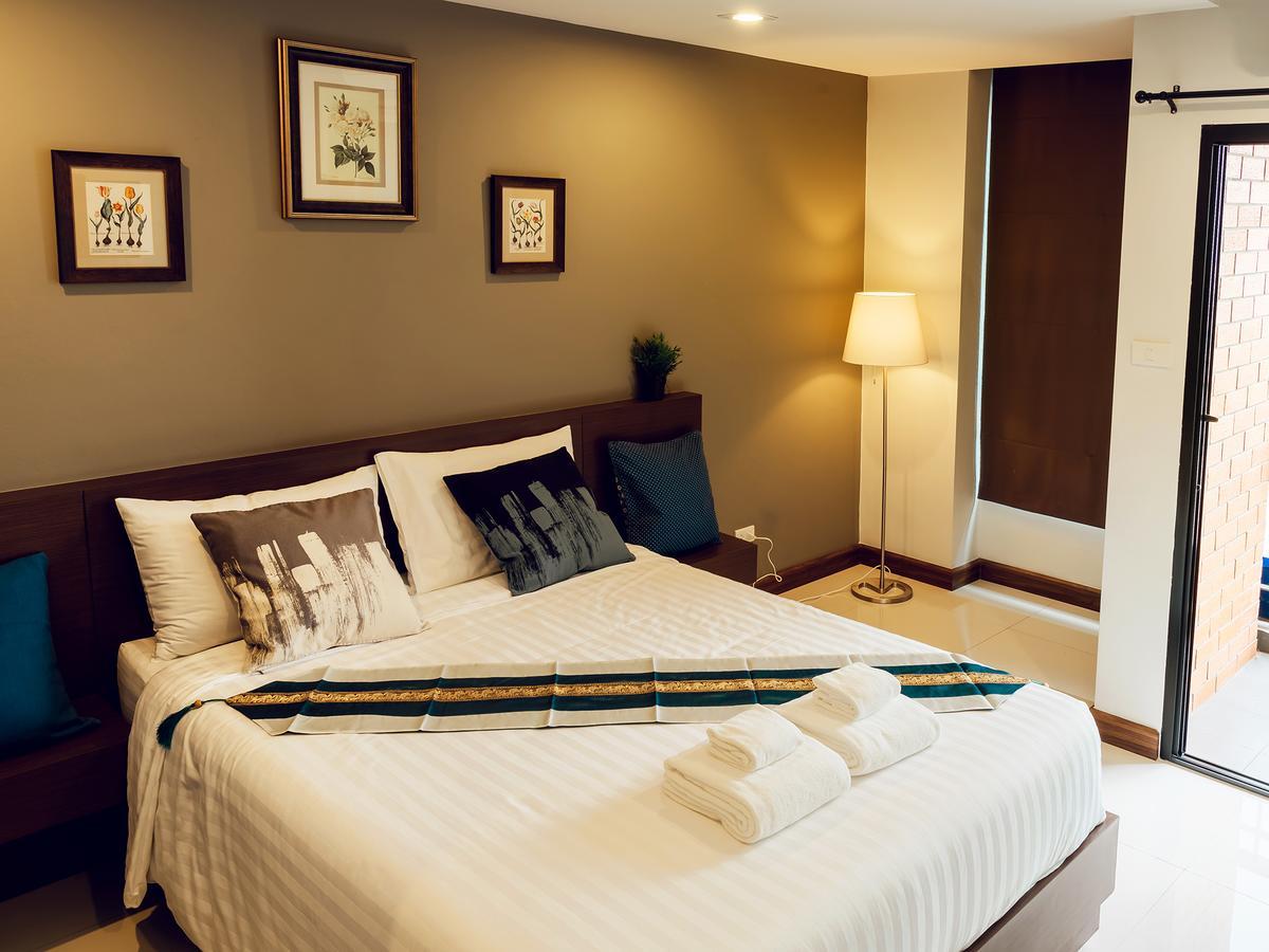 Siri Residence Bangkok Bagian luar foto